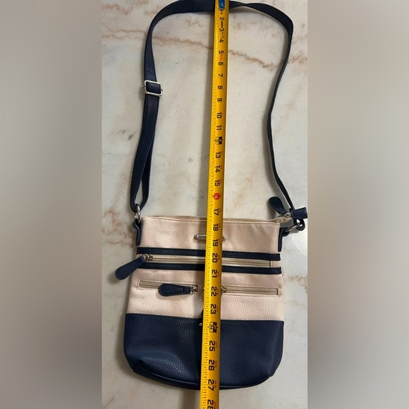 Designer STONE MOUNTAIN Crossbody Bag Cream/Blue Faux Leather PURSE - Picture 2 of 8